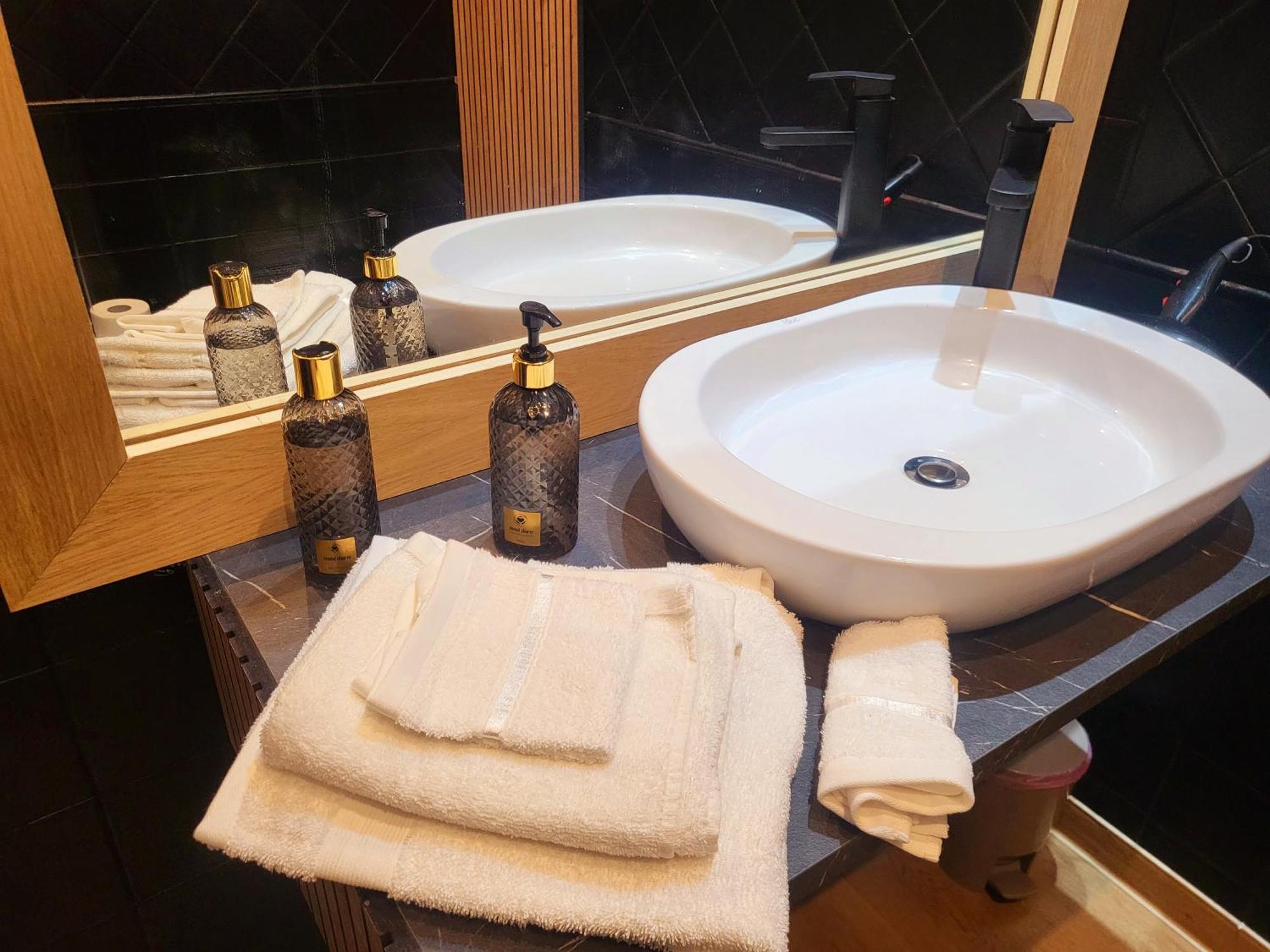 Roma Luxury Loft Apartment ลา จิวสตินิอานา ภายนอก รูปภาพ